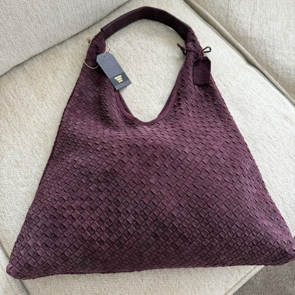 Woven Suede Leather Slouchy Hobo Shoulder Bag, Burgundy Red Purple - Picture 7 of 15